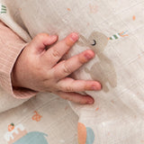 Done By Deer celebration pelena, roze