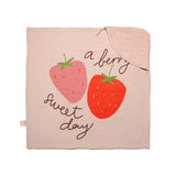 Maison D'ete peškir sa kapuljačom a berry sweet day