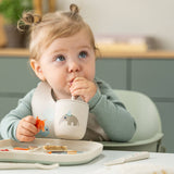 Done By Deer celebration silikonska čaša sa slamkom 2 kom, bež